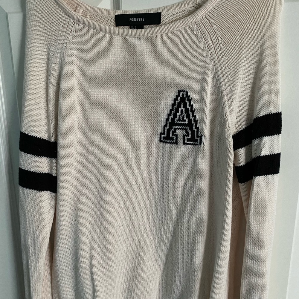 Forever 21 Crew neck sweater